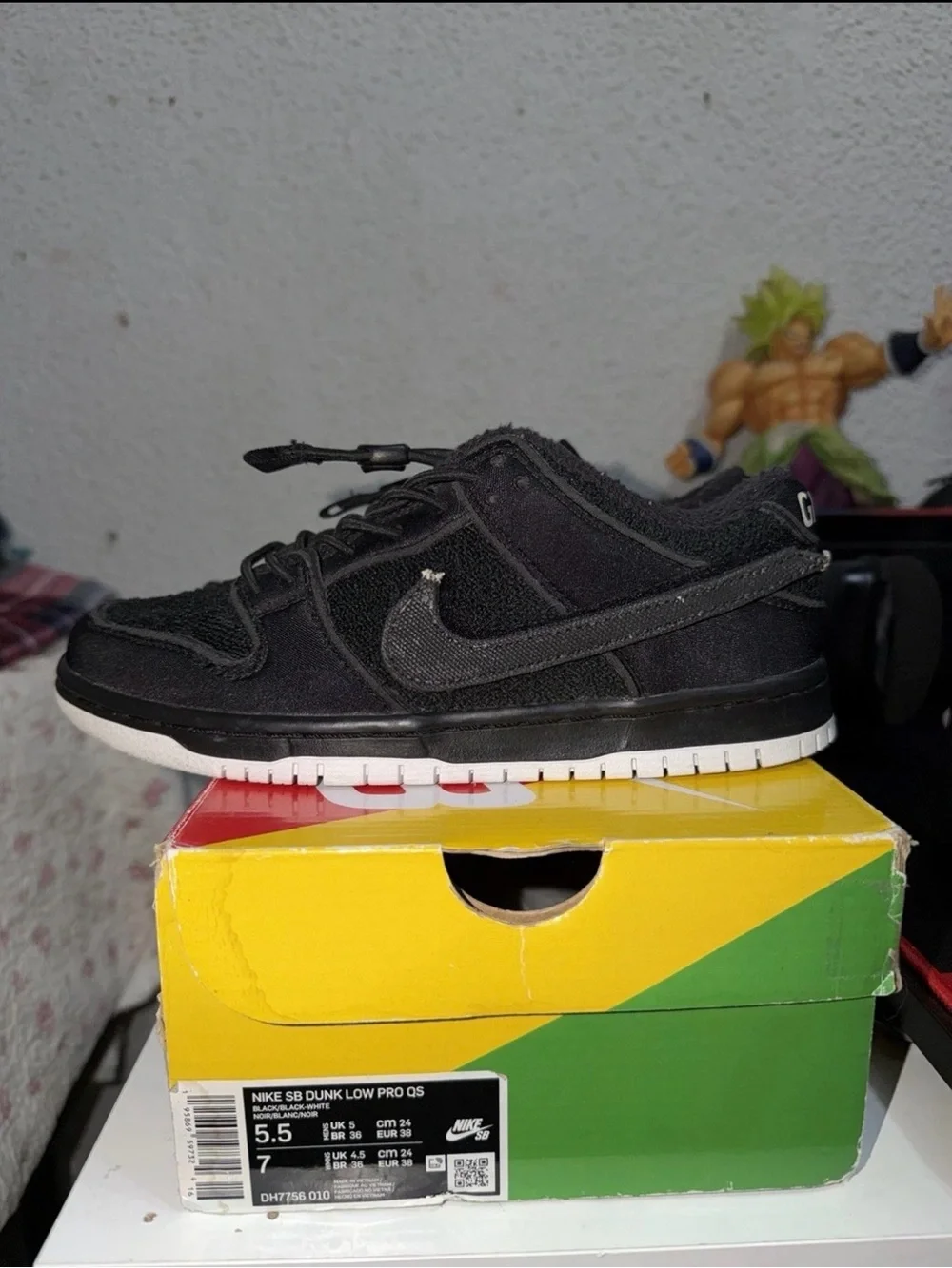 Nike Kids Black Low-Top Sneakers